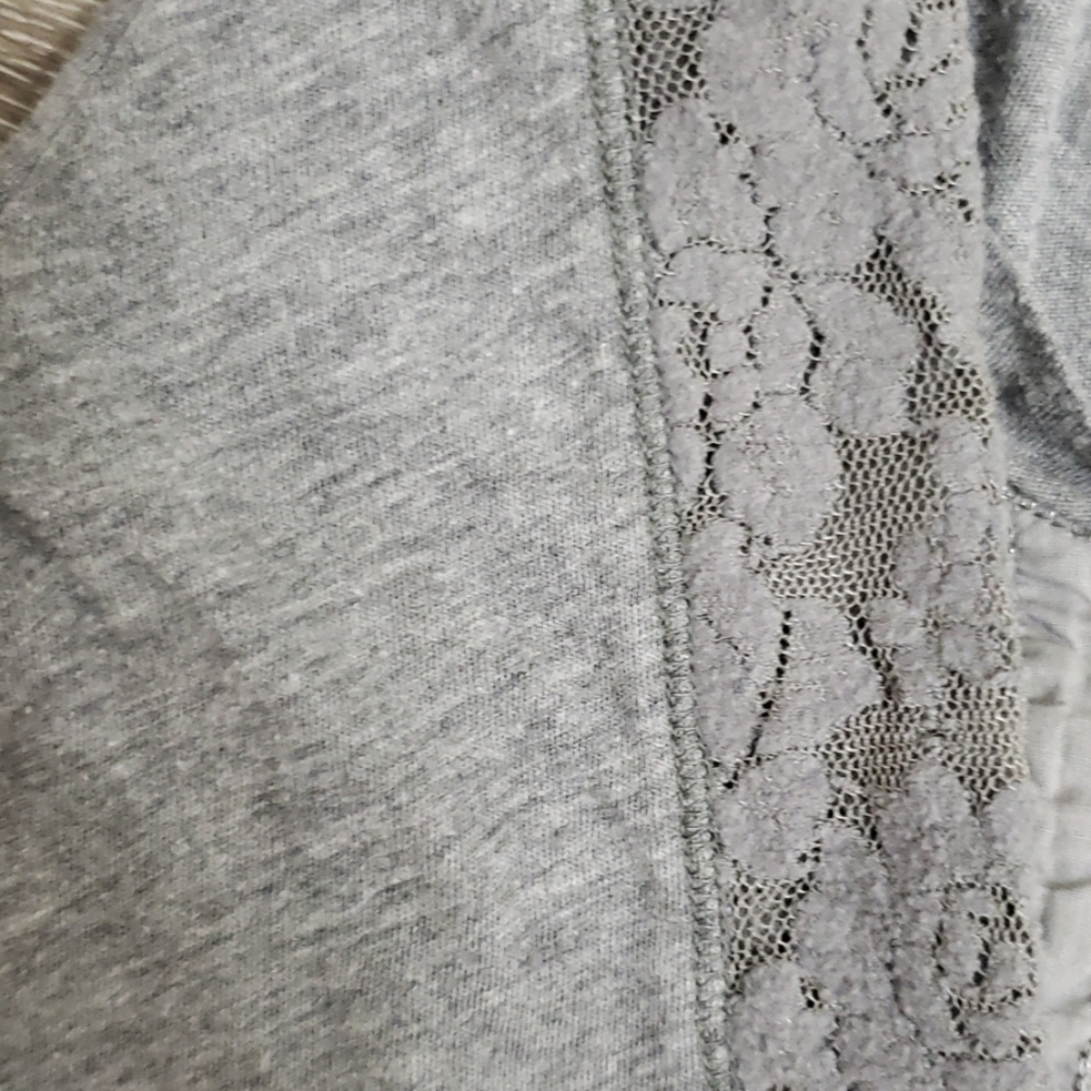 Blouse - Picture 3 of 5